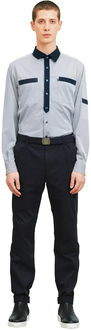 ユニフォームを着たスタッフ