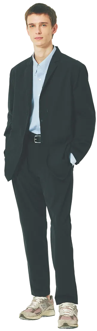 ユニフォームを着たスタッフ